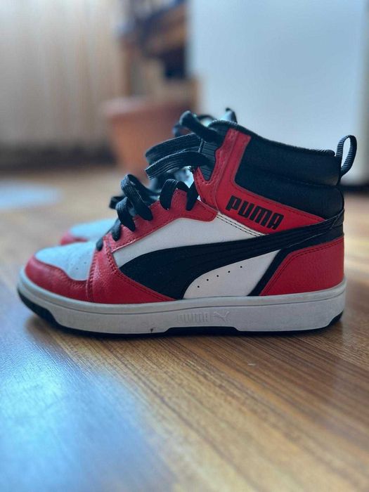 Adidasi Puma pentru copii - marime 36