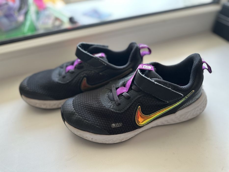 Кроссовки детские