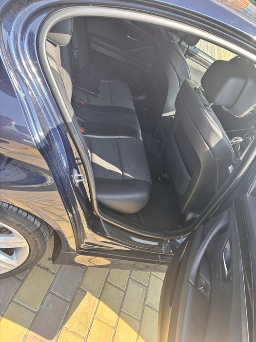 Vand bmw seria 5 f10, propietar