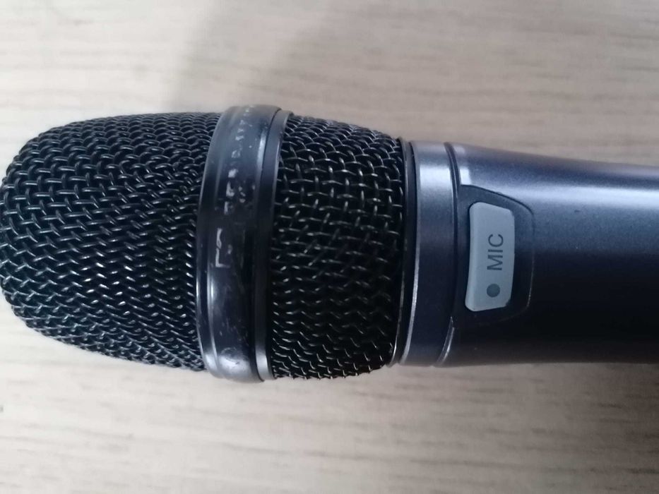 Microfon de mana Sennheiser SKM 300