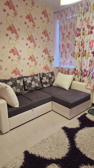 Mobila, birou , canapea extensibila