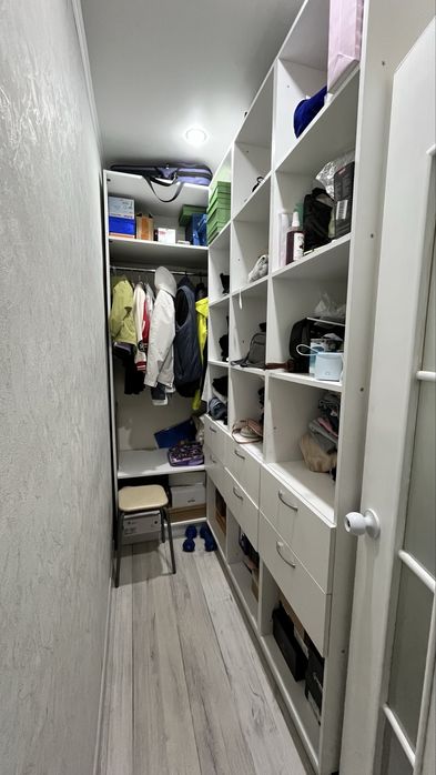 Гардеробная в отличном состоянии