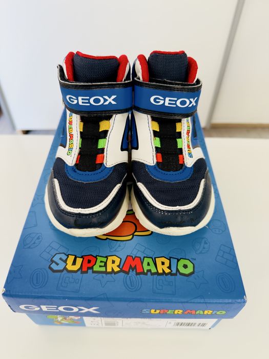 Обувки Geox, Super Mario светещи