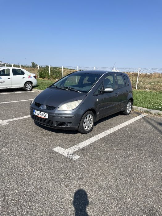 vand mitsubishi colt 1.3 benzina 2004