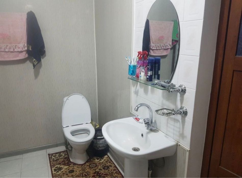 Навоий шаҳар Умид қўрғонида ҳовли