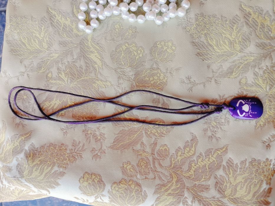 Lot 9 coliere / accesorii de damă diverse – Stiluri variate (perle, mărgele colorate, pandantive)