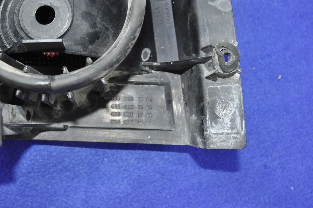 Фонари задние на Mercedes Vito. Кузов W638.