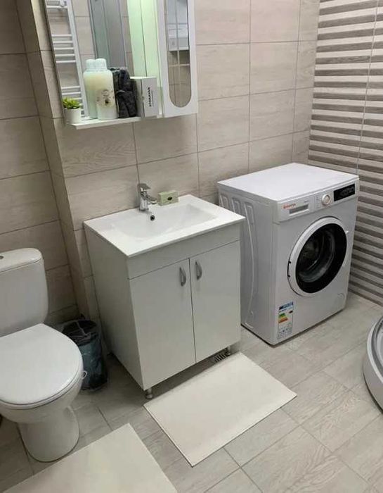 Дава се под наем Едностаен апартамент в Пловдив, Южен - 40 кв.м за 183.6 € - Снимка #1