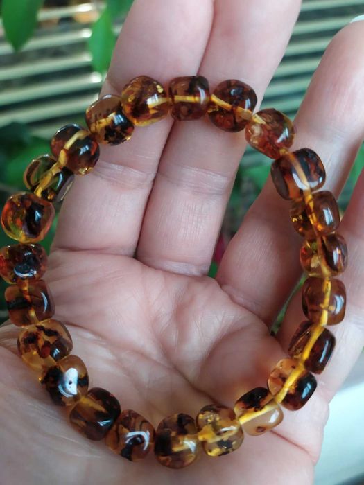 Ръчно изработени гривни от естествен Балтийски Кехлибар
