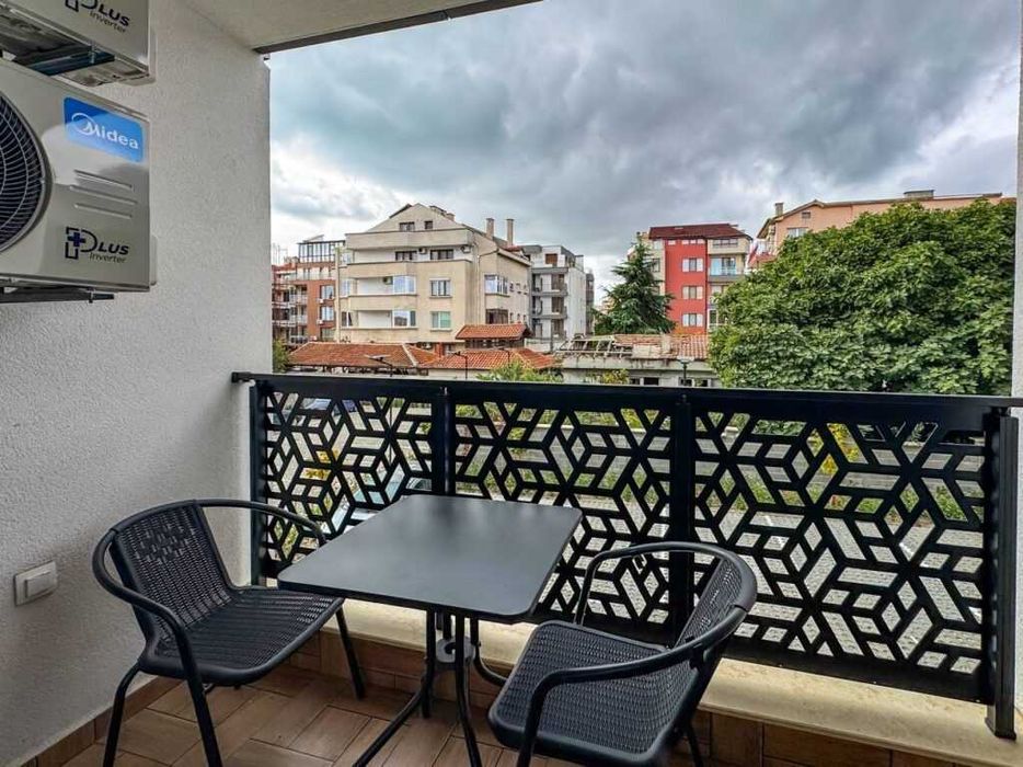 Дава се под наем Едностаен апартамент в Бургас, Сарафово - 64 кв.м за 500 € - Снимка #13