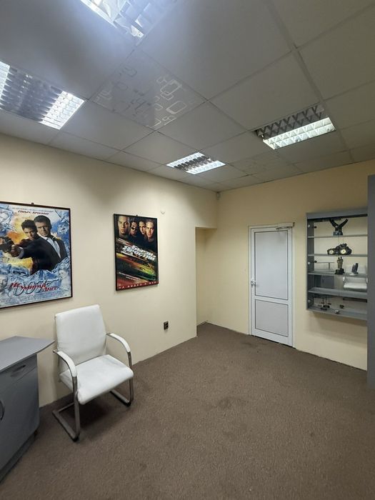 Офис, подземно помещение