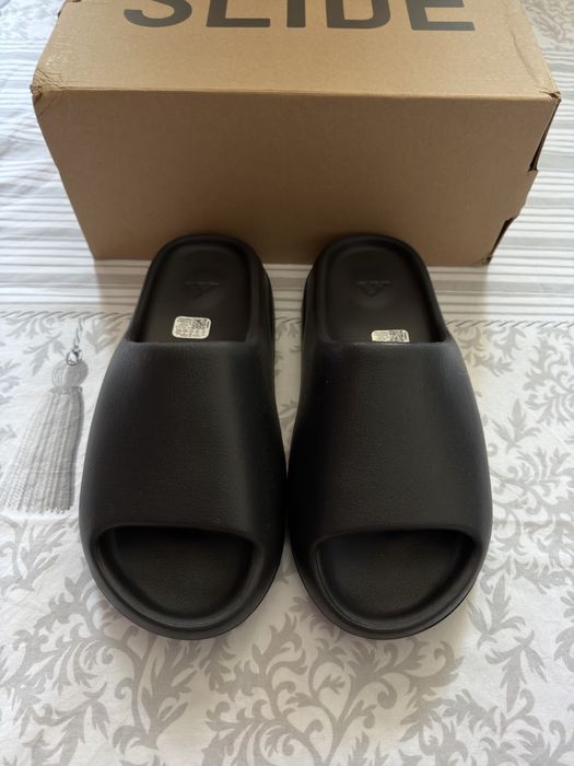 Adidas Yeezy Slides