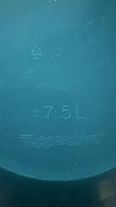 Продам контейнеры Tupperware 2000 тг