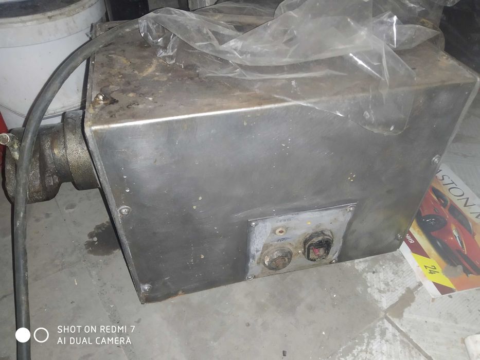 Срочно продам профессиональную мясорубку