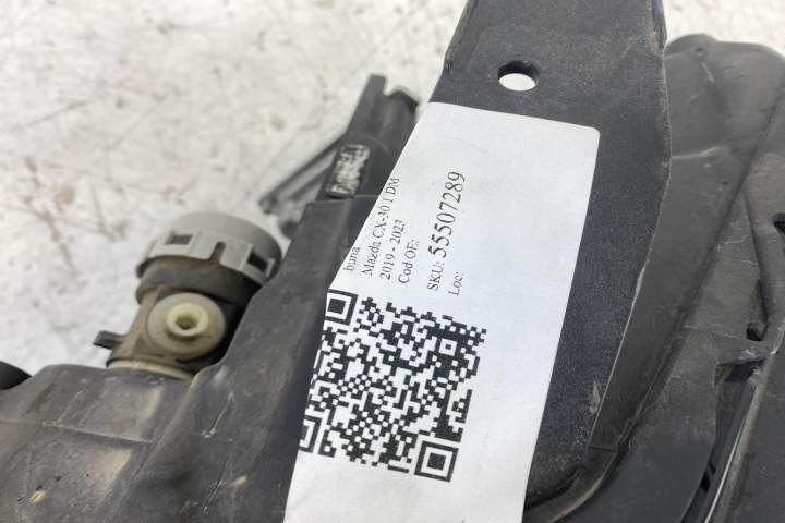 Ляв фар Оригинален Led В добро състояние Мазда / Mazda CX-30 1 DM Ляв