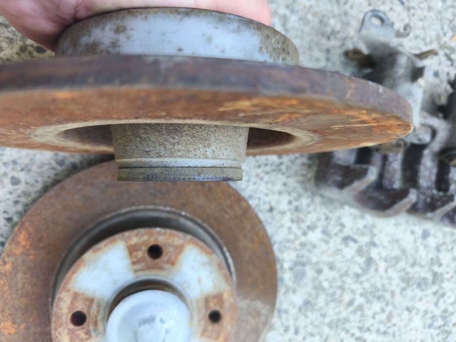 Etriere/discuri frana/jante tabla 15 Dacia/Renault