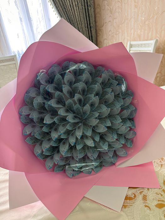 Гүл, цветы ақшамен жасалған гүлдер