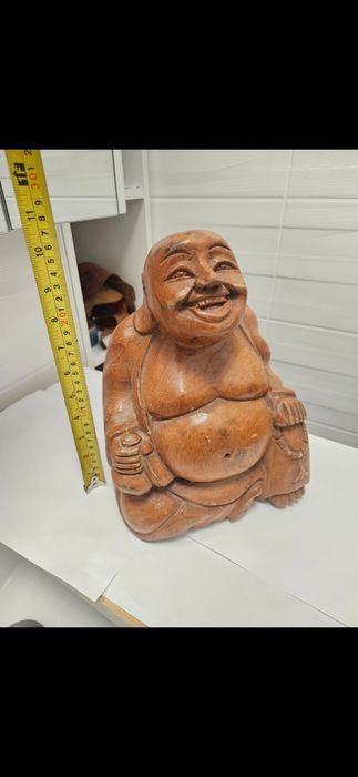 Sculptură lemn voluminoasa cu Budha .