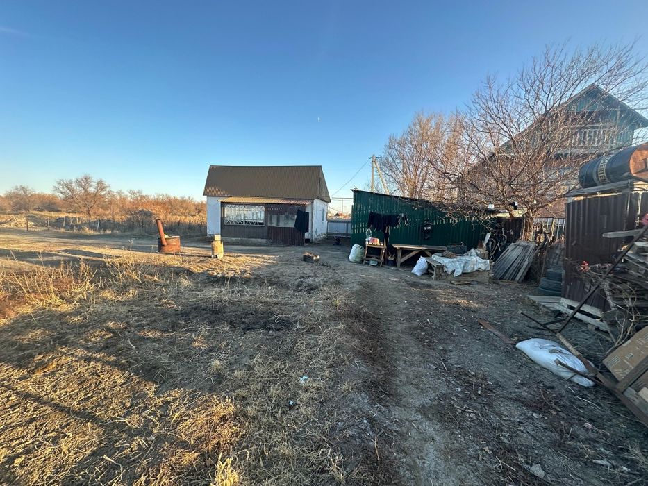 Продам домик участок 10 соток