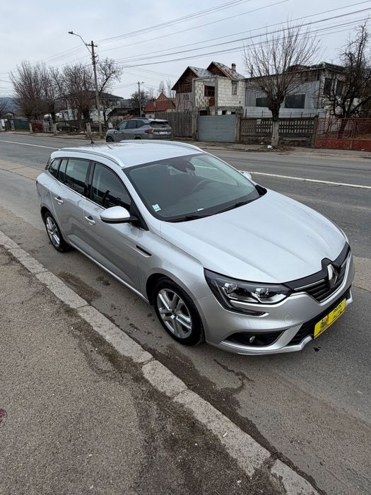 Megane 4 1.5 dci 2019 Plin COMBUSTIBIL+REVIZIE Filtre/Ulei GRATUITE //7499 EURO FIX//