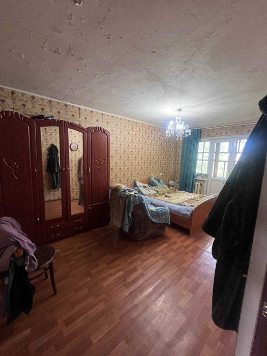 продам 3-х комнатную квартиру