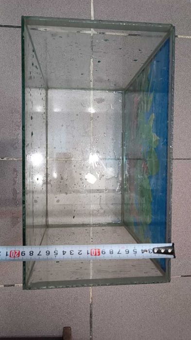 Продам 15 литровый аквариум