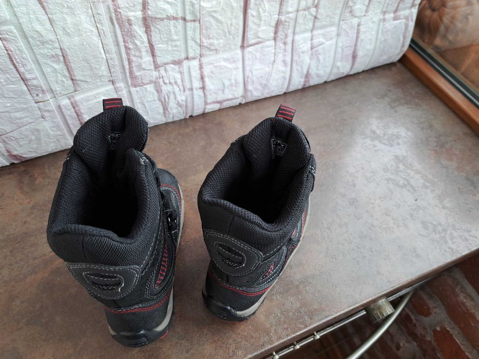 детски ботуши,зимни обувки,боти,апрески,Geox номер26 за момче,геокс