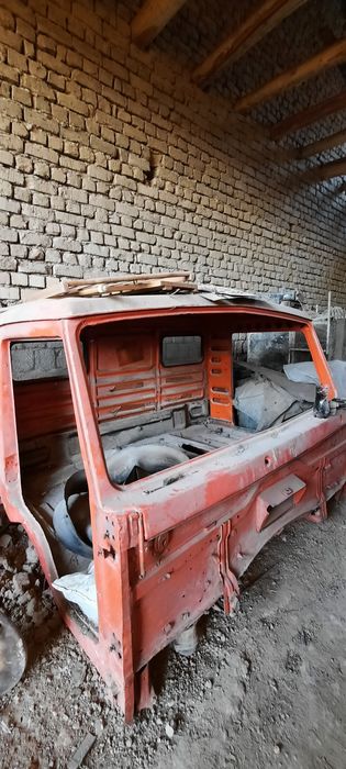 Kamaz Kabina Pushti rangda