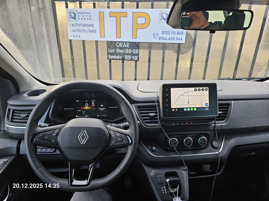 Închiriez microbuz 7+1 locuri