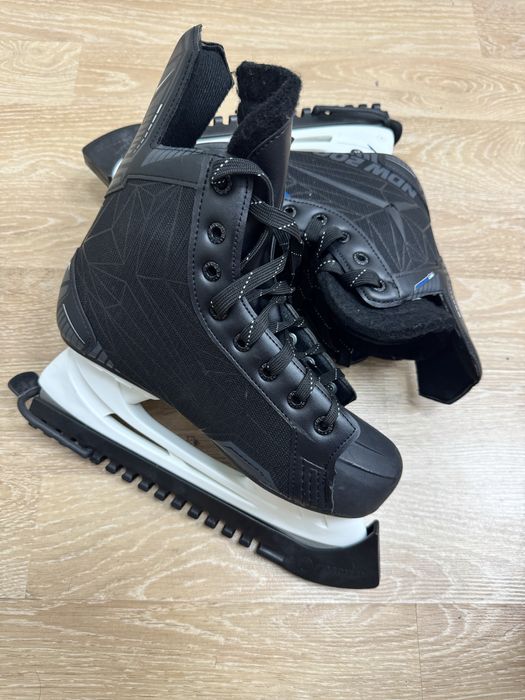 Хоккейные коньки