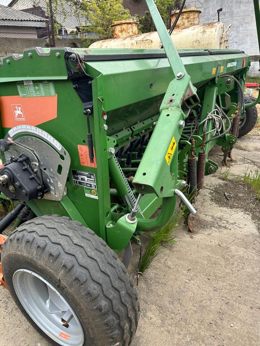 Semanatoare păioase AMAZONE D9 4000 - an 2018 - second hand