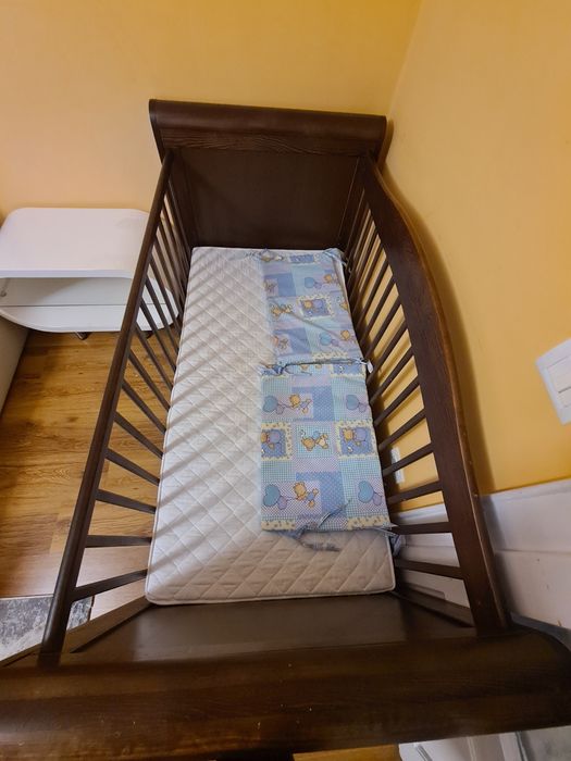 Patut pentru copii din lemn de foarte buna calitate