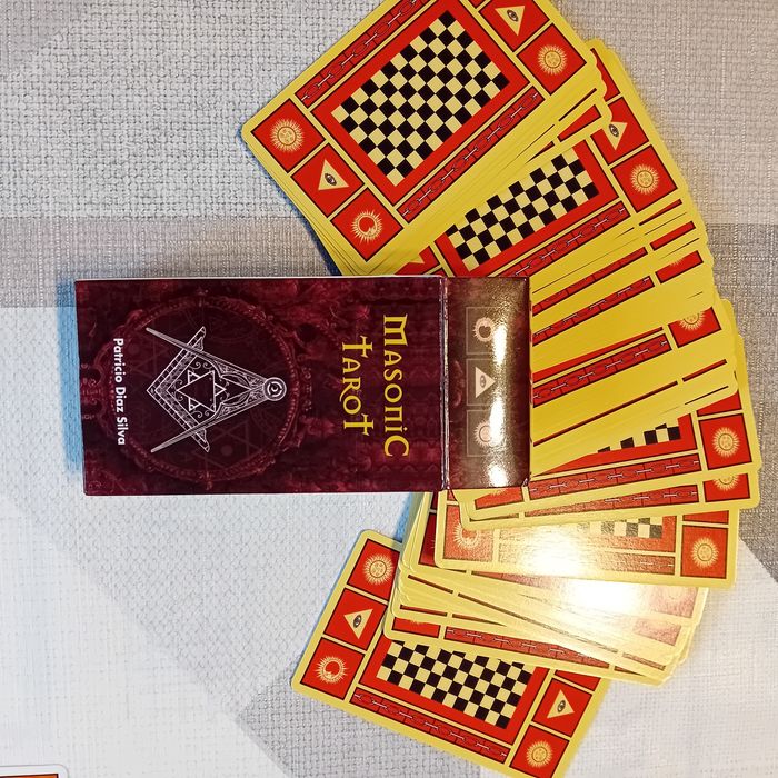 Carti Tarot masonic nou