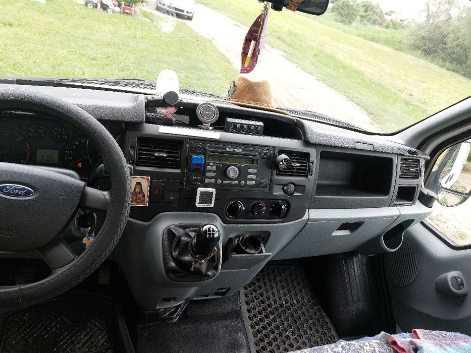 FORD Transit 0 — imagine 5
