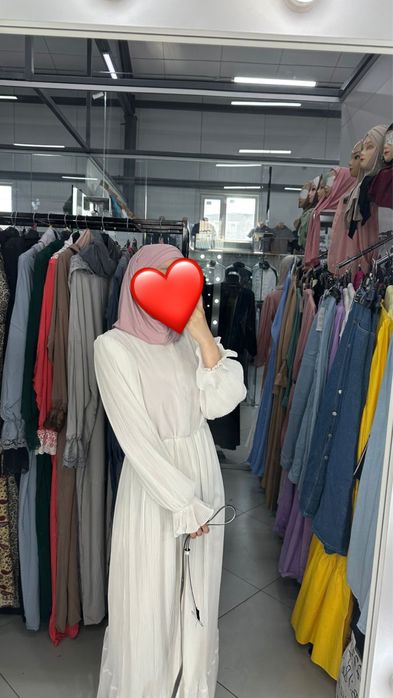 белое платье макси длина