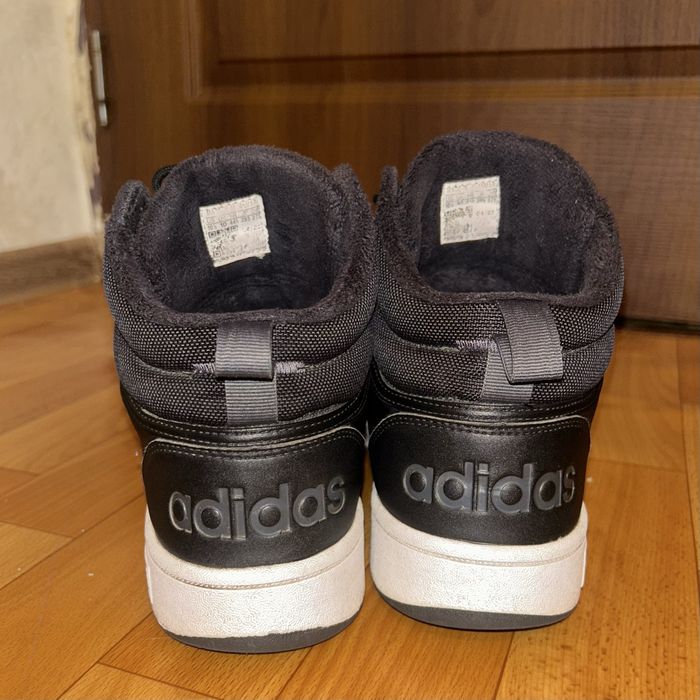 Adidas hoops 3.0 mid