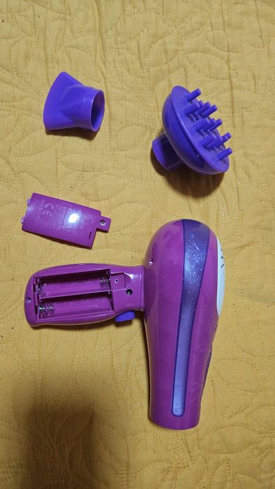 Детска играчка за прически на хора и кукли  - детски шесоар със светли