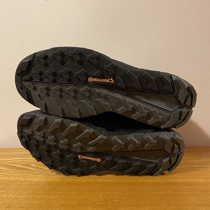 Оригинални Обувки ADIDAS TERREX  Hikker 2 BOOST  EU42.5