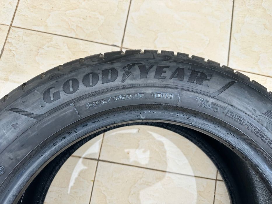 Гуми зимни гума 225/55/17” GOODYEAR UltraGrip
