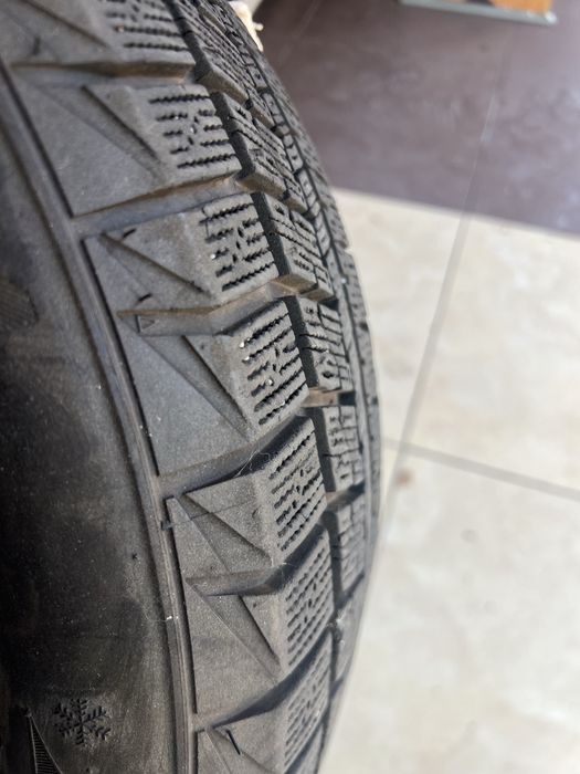 Продам резину aoteli freeze s1