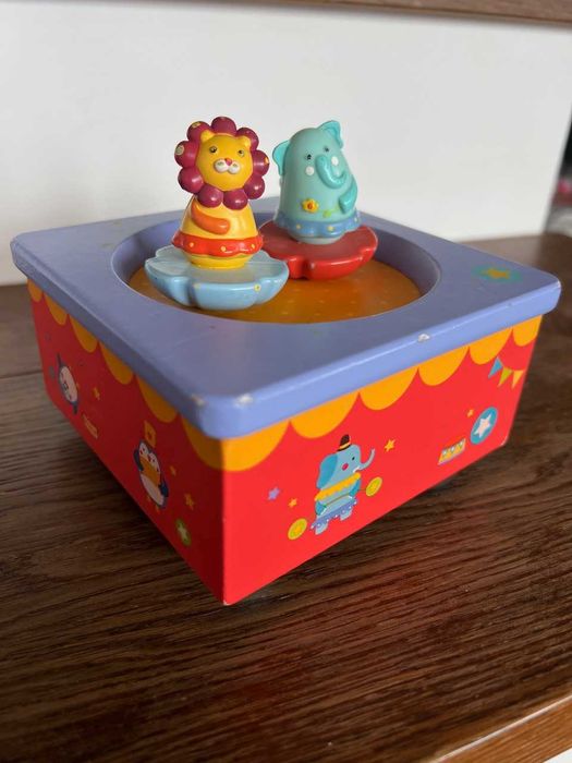 Дървени играчки и пъзели