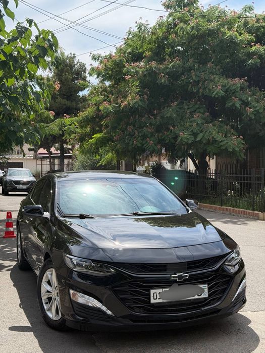 Malibu xl 2023 kraska tozza ideal holatda polniy navarot
