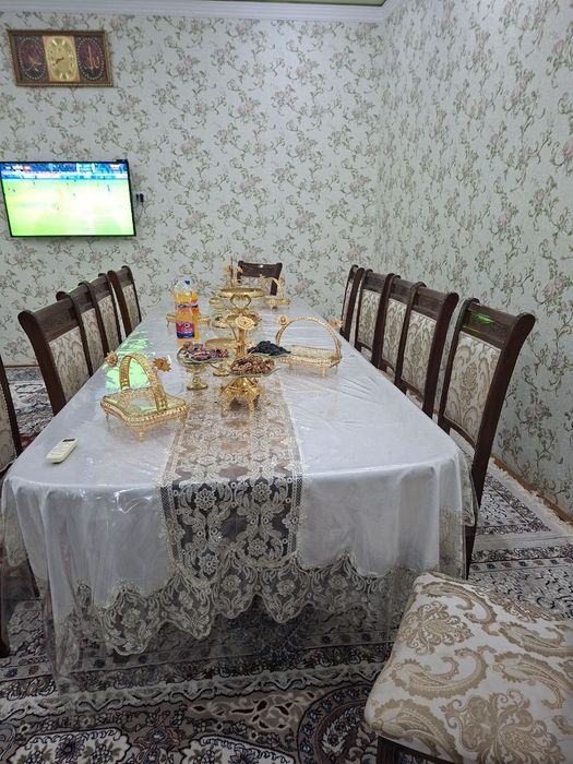 12 kishilik stol