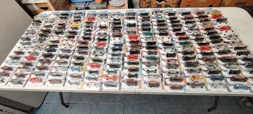 Hottwells se vinde doar împreună 300 buc
