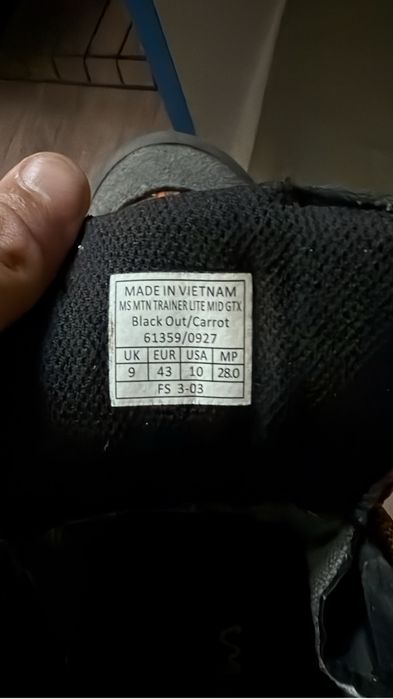 Продам горные Ботинки