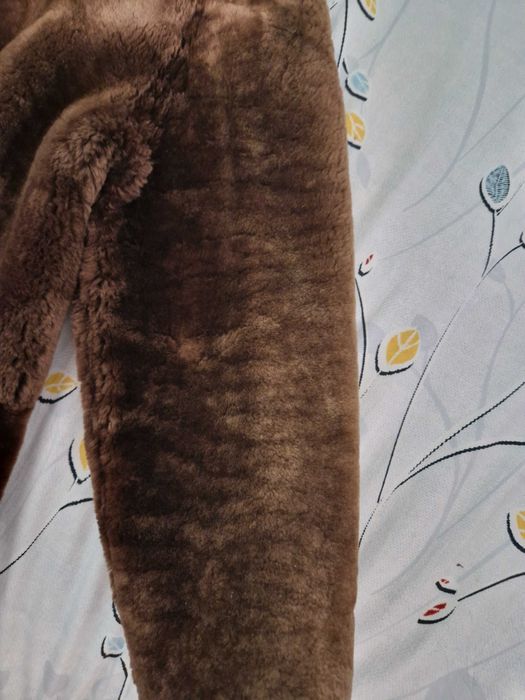 Haine de blana de urs vintage, de dama - Intreprinderea Oradea R.S.R.