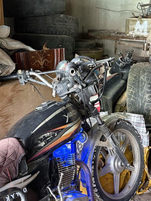 Мотоцыкл Yaqi 200куб