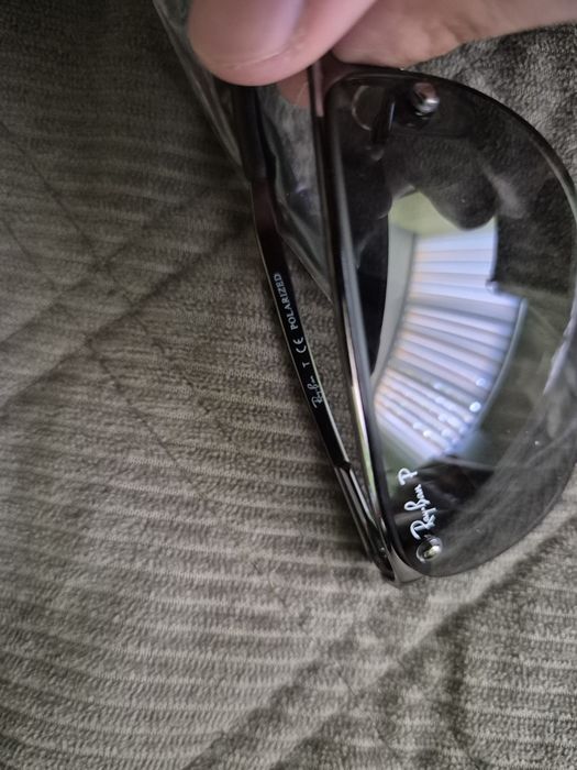 Ray-Ban ochelari de soare polarizati
