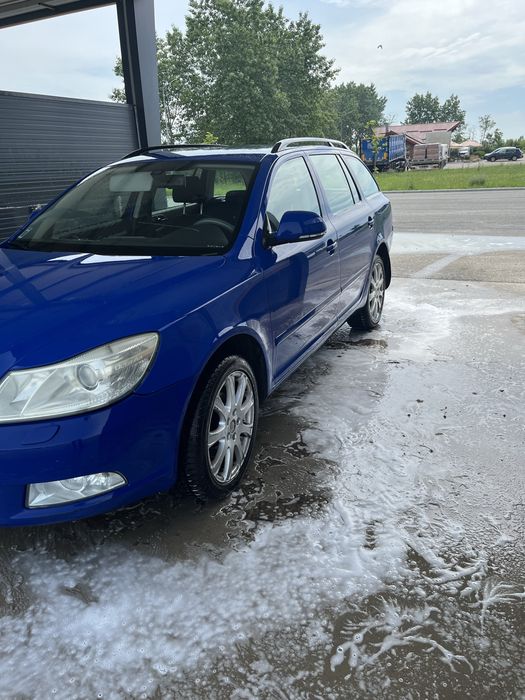SKODA Octavia 2010 — imagine 2