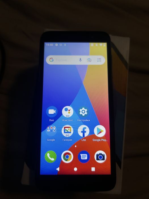 Комплект мобилни устройства